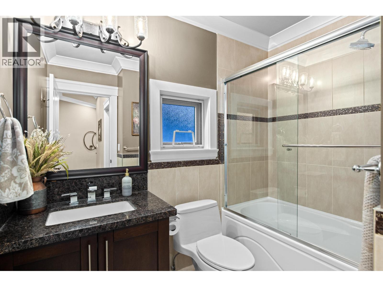 673 Sylvan Avenue, North Vancouver, British Columbia  V7R 2E8 - Photo 25 - R3122980