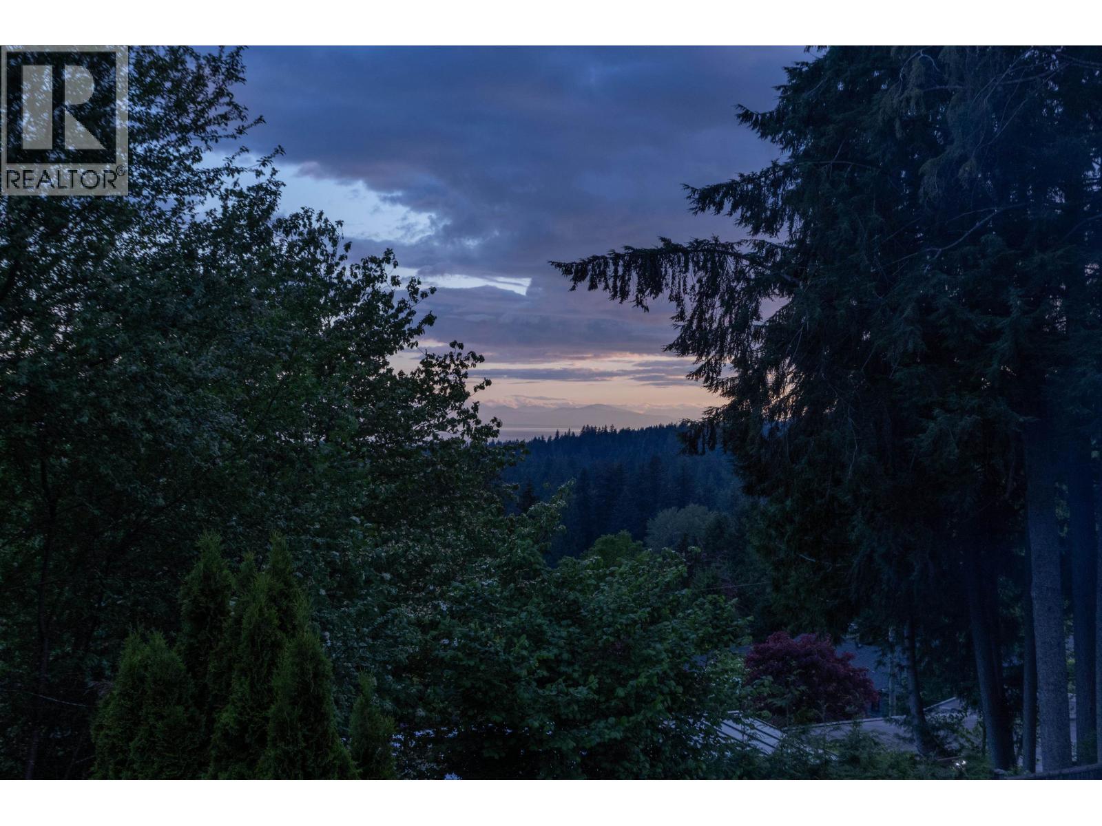 673 Sylvan Avenue, North Vancouver, British Columbia  V7R 2E8 - Photo 36 - R3122980