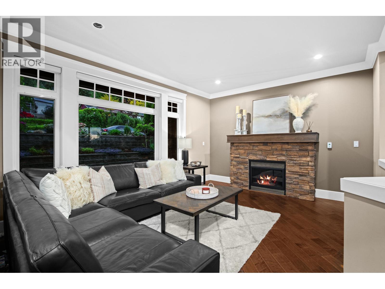 673 Sylvan Avenue, North Vancouver, British Columbia  V7R 2E8 - Photo 5 - R3122980