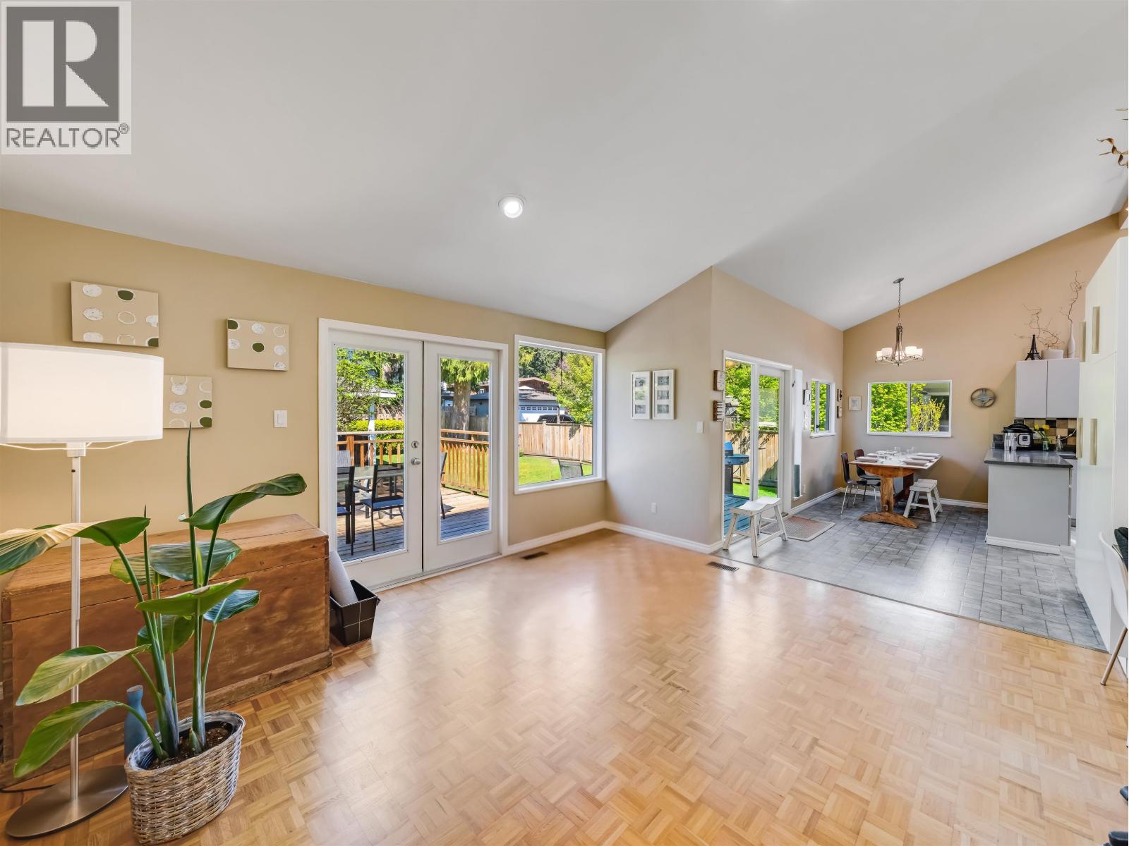 1140 W 20th Street, North Vancouver, British Columbia  V7P 2B7 - Photo 11 - R3122988