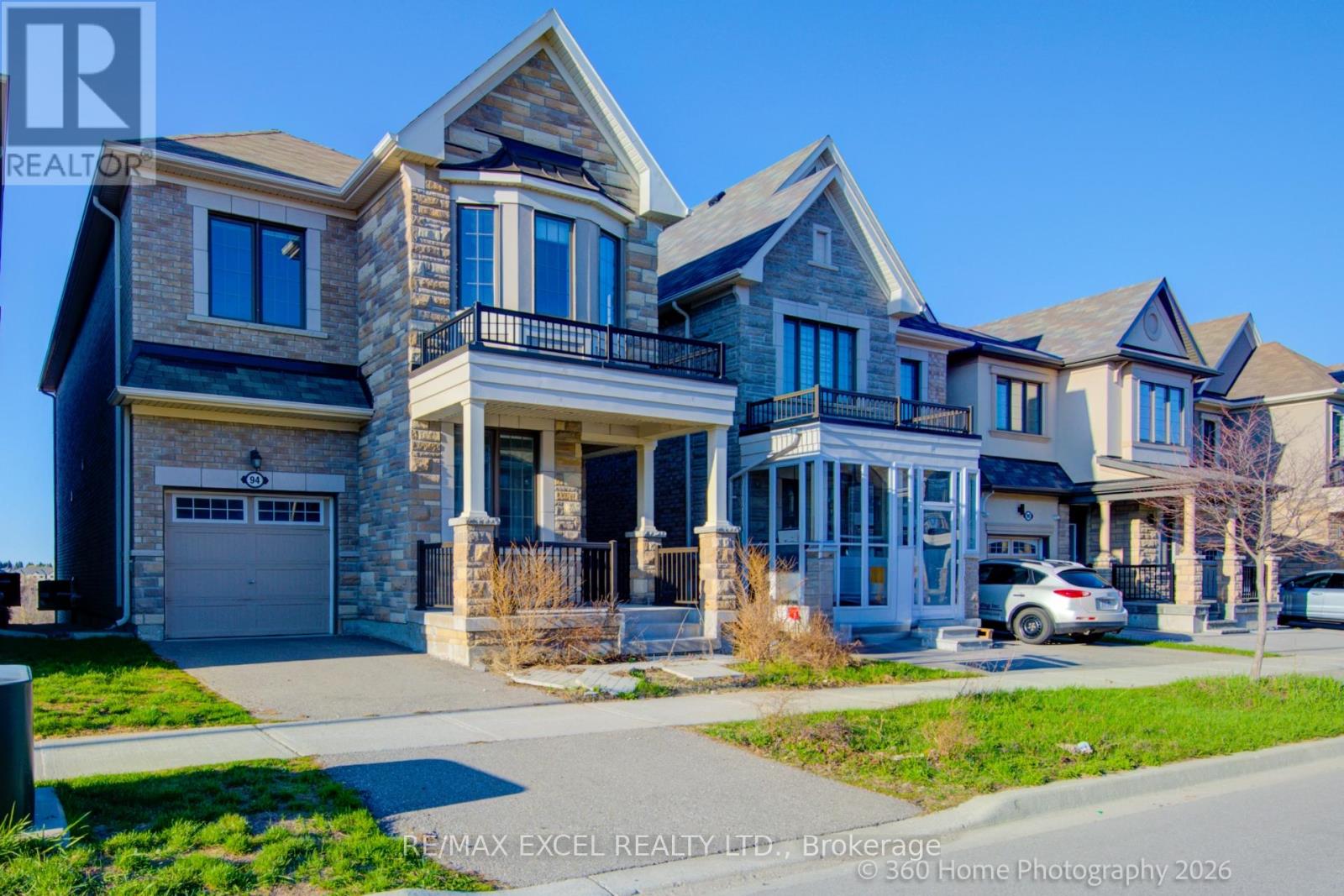 94 Hartney Drive, Richmond Hill, Ontario  L4S 0K6 - Photo 2 - N13119650