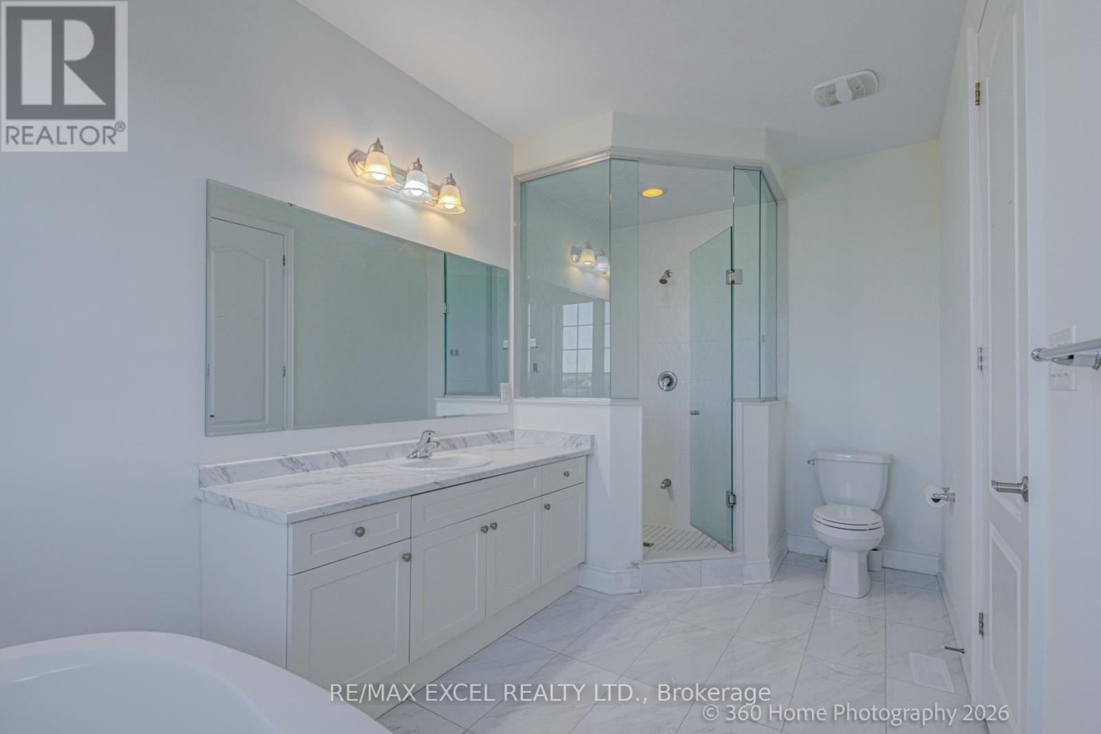 94 Hartney Drive, Richmond Hill, Ontario  L4S 0K6 - Photo 22 - N13119650
