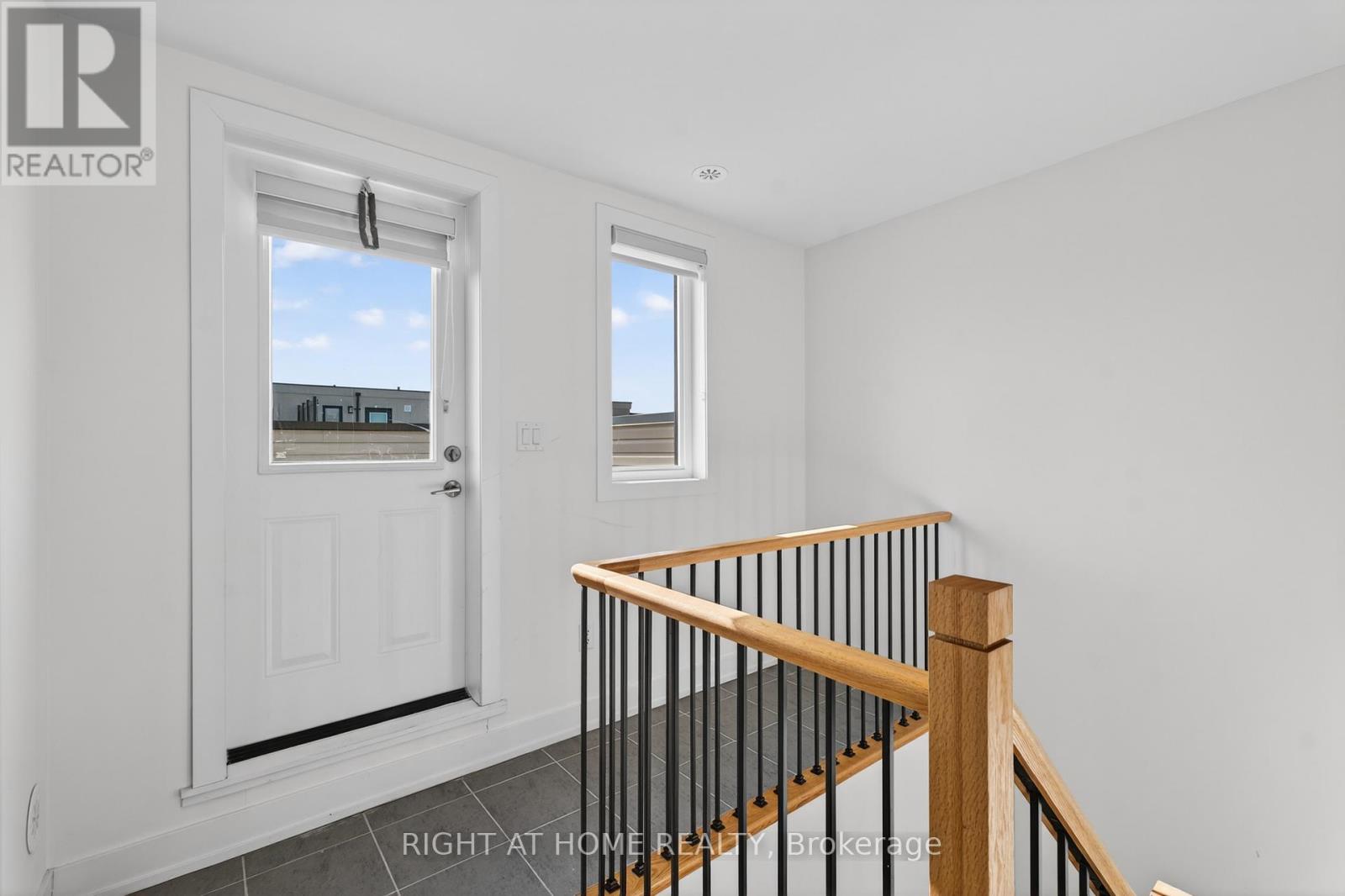 1 - 12860 Yonge Street, Richmond Hill, Ontario  L4E 1J4 - Photo 32 - N13119666