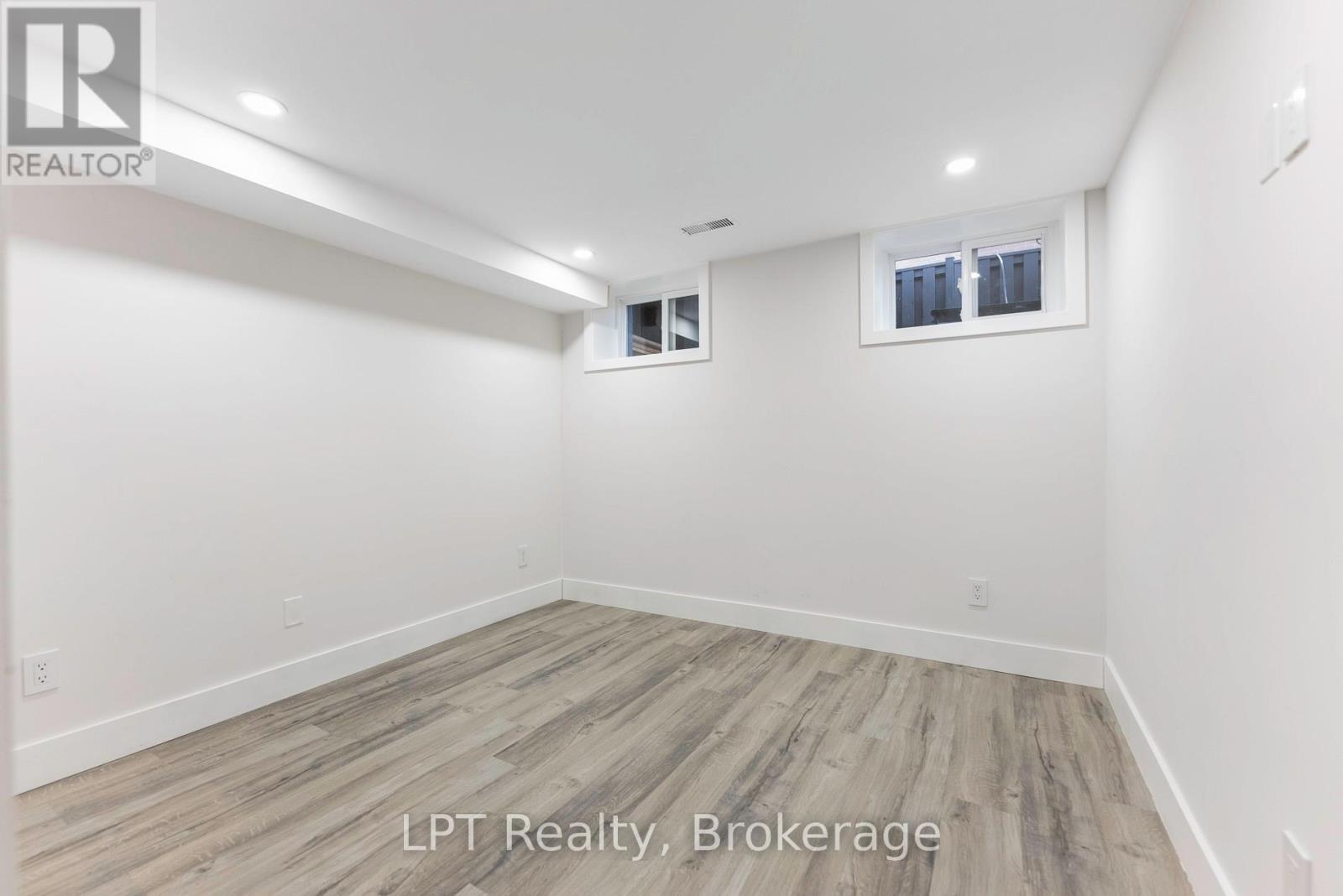 474 Phillip Murray Avenue, Oshawa, Ontario  L1J 1H5 - Photo 19 - E13090004
