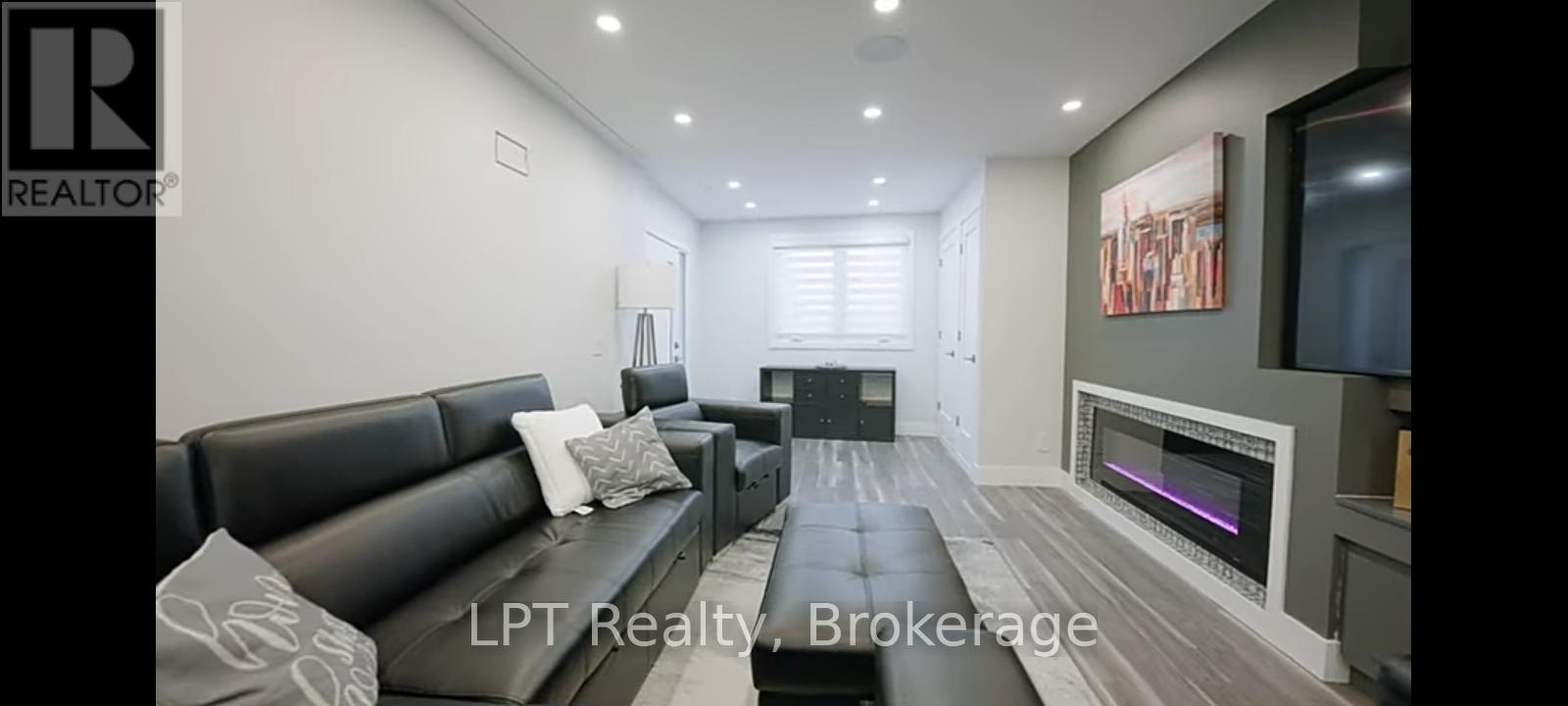 474 Phillip Murray Avenue, Oshawa, Ontario  L1J 1H5 - Photo 5 - E13090004