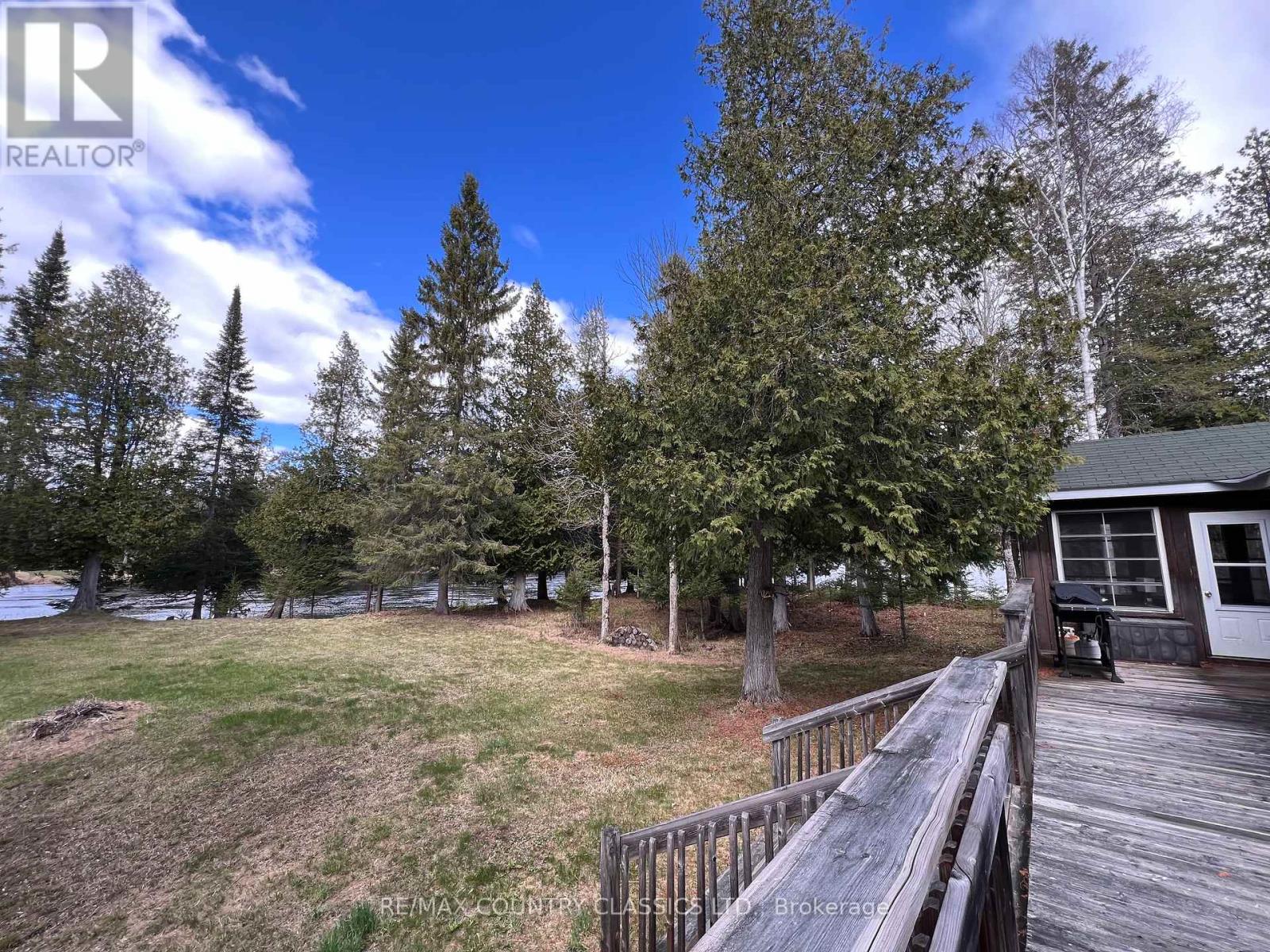 179 Lalonde Lane, Greater Madawaska, Ontario  K0J 2R0 - Photo 3 - X12561948