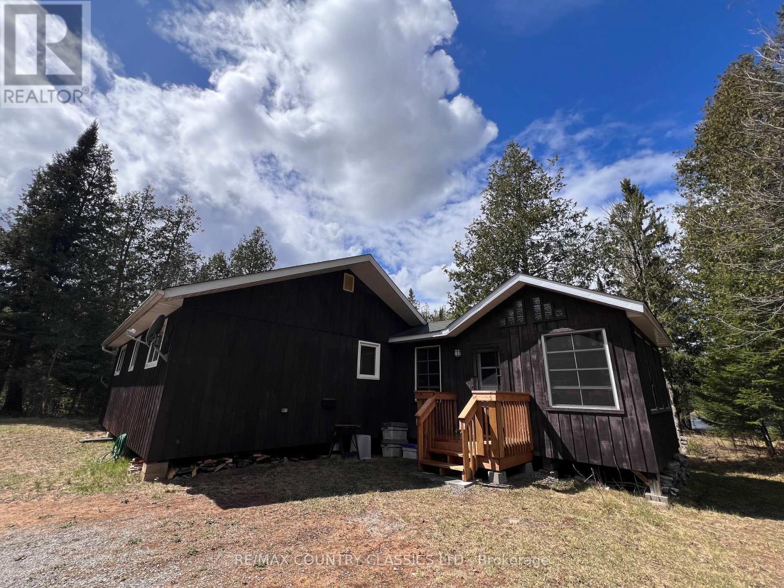 179 Lalonde Lane, Greater Madawaska, Ontario  K0J 2R0 - Photo 5 - X12561948