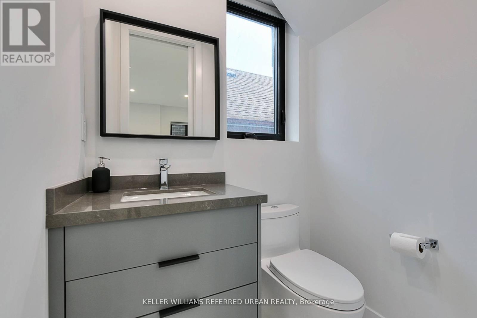 613 Harvie Avenue, Toronto, Ontario  M6E 4M4 - Photo 7 - W13119664