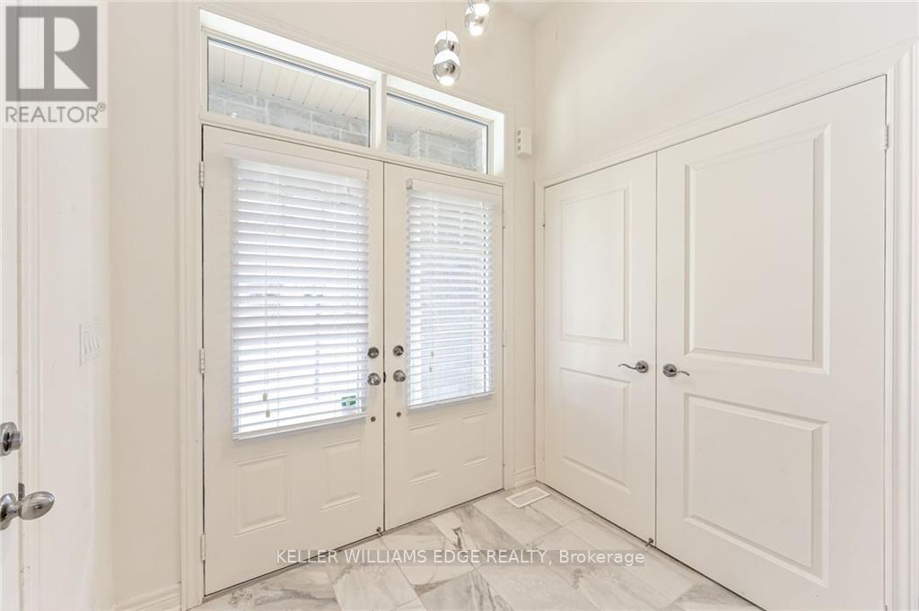 3148 Goodyear Road, Burlington, Ontario  L7M 1A2 - Photo 3 - W13119678