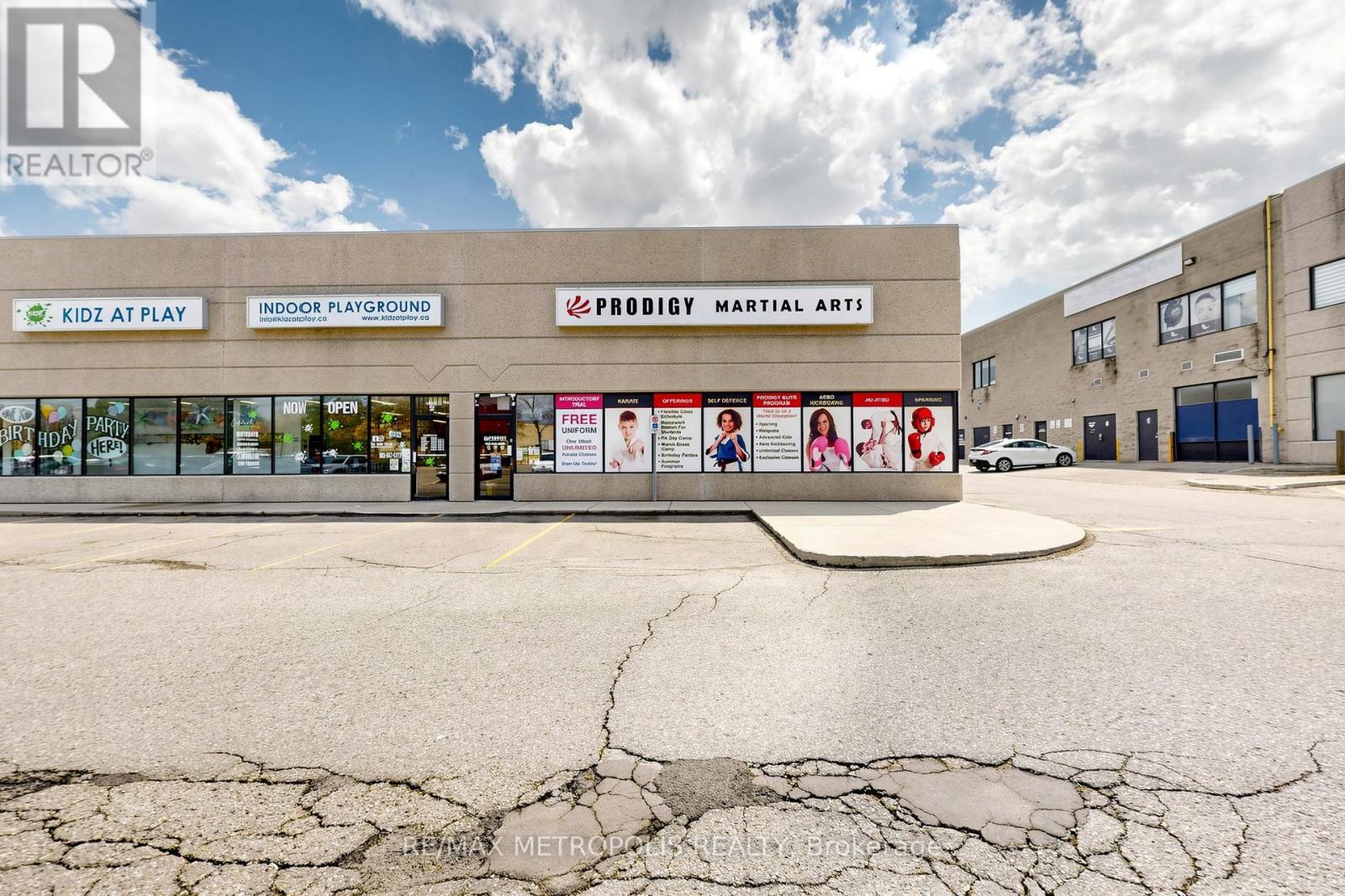 1 - 6991 MILLCREEK DRIVE, Mississauga, Ontario