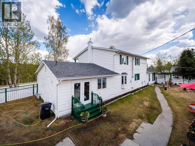 1201 Hickory Street, Whitehorse, Yukon  Y1A 4M4 - Photo 3 - 17255