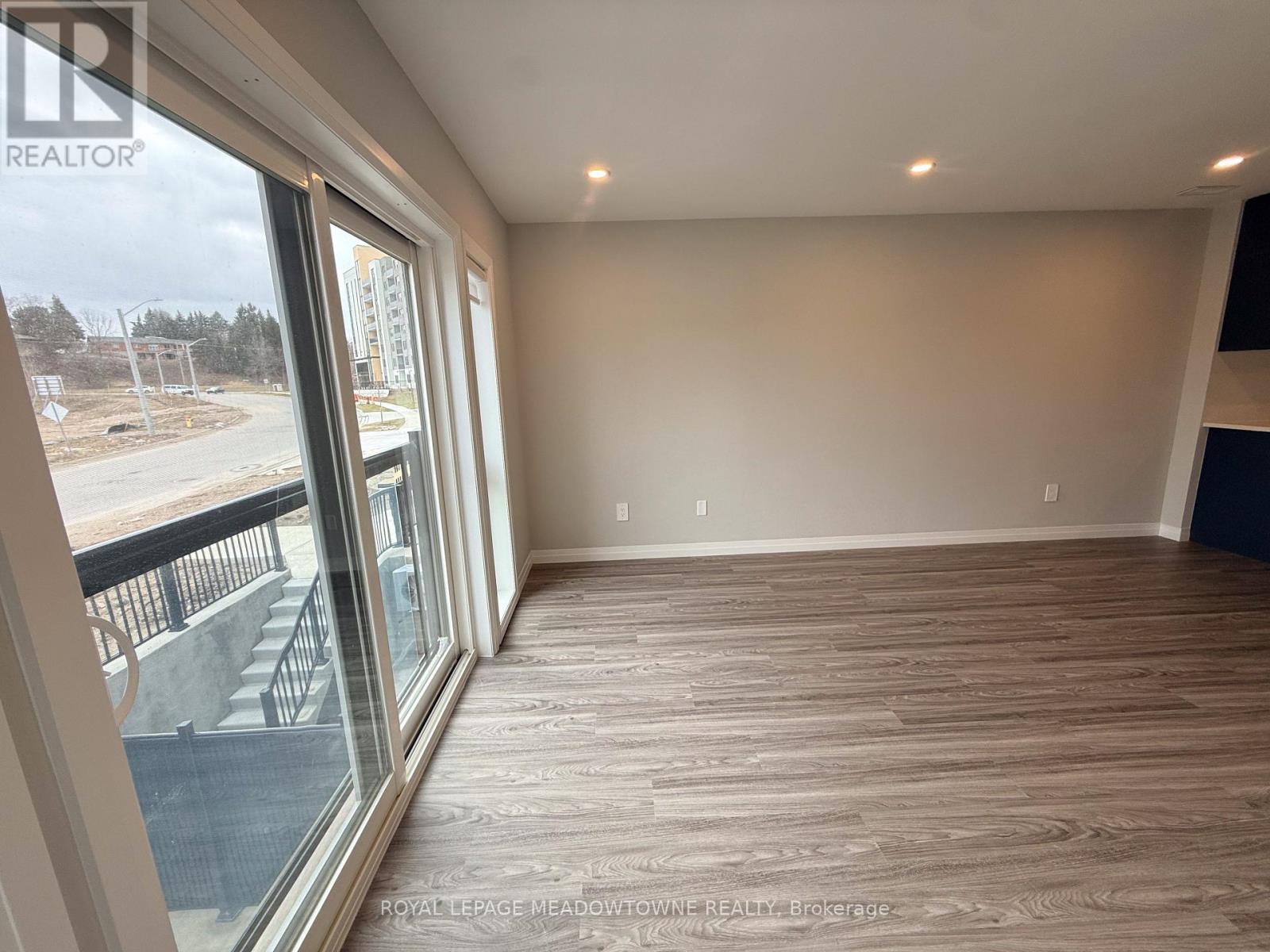 78 - 130 Otterbein Road, Kitchener, Ontario N2B 0B6 - Photo 2 - X13119668