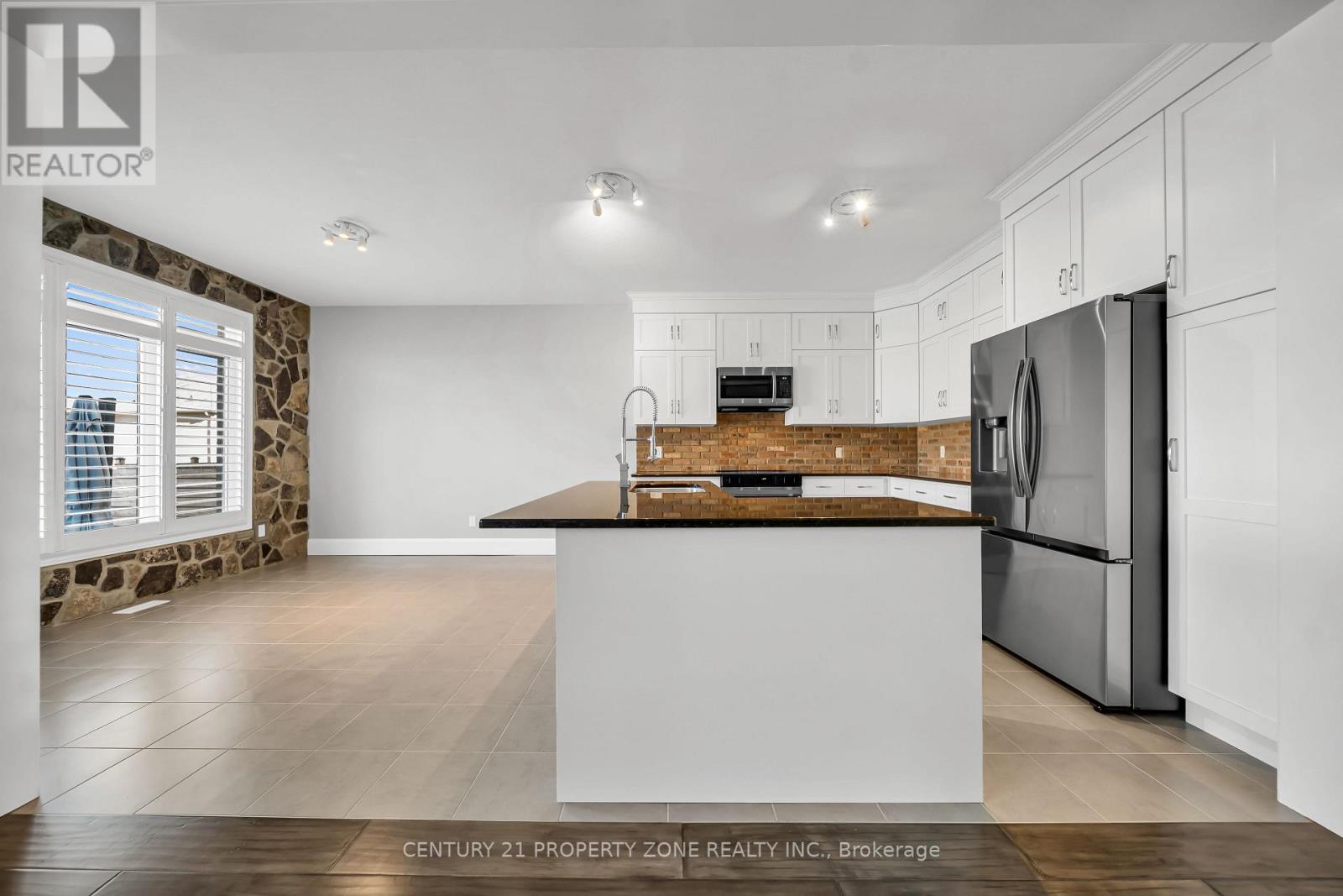 130 Elmbank Trail, Kitchener, Ontario  N2R 0H2 - Photo 9 - X13119682