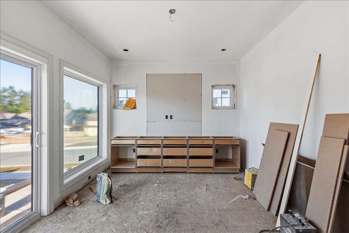 33203 Pinchbeck Avenue, Mission, British Columbia  V2V 6X9 - Photo 5 - R3121120