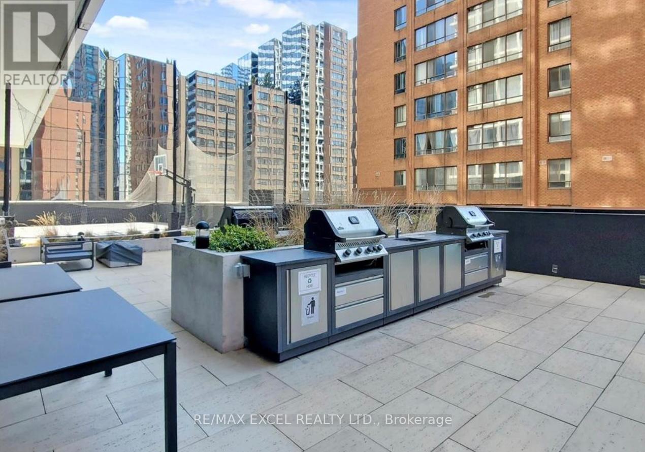 1706 - 20 Edward Street, Toronto, Ontario  M5G 0C5 - Photo 15 - C13087380