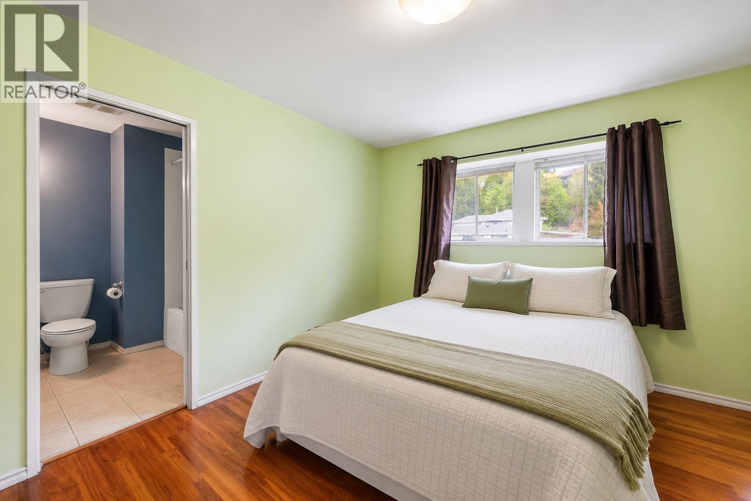 22136 River Bend, Maple Ridge, British Columbia  V2X 9G3 - Photo 15 - R3115677