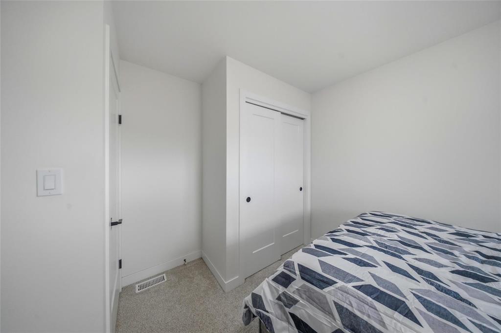 166 Romance Lane, Winnipeg, Manitoba  R2C 5S2 - Photo 15 - 202610131