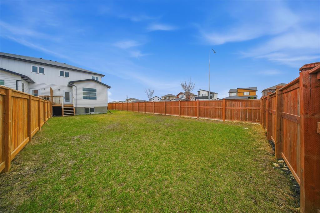 166 Romance Lane, Winnipeg, Manitoba  R2C 5S2 - Photo 26 - 202610131