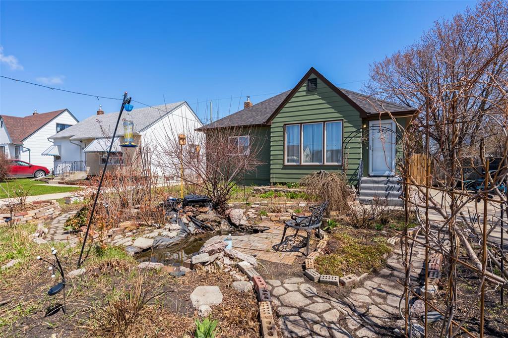 345 Sackville Street, Winnipeg, Manitoba  R3J 1Z9 - Photo 1 - 202610132