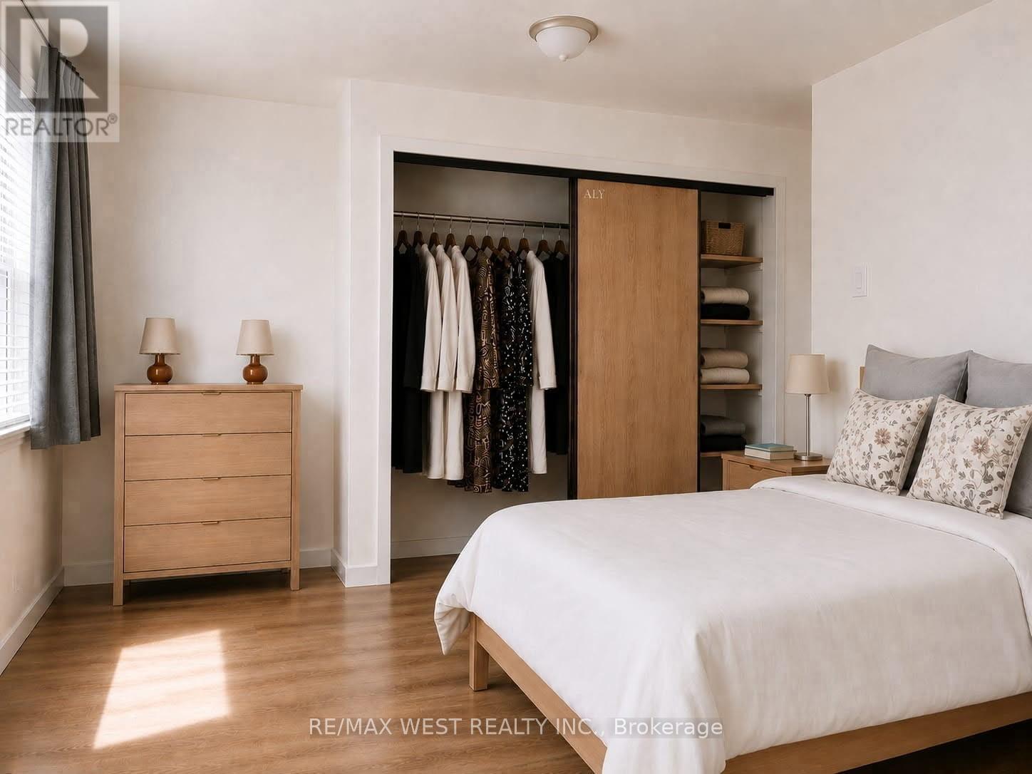Upper - 321 Caledonia Road, Toronto, Ontario  M6E 4T4 - Photo 7 - W12825042