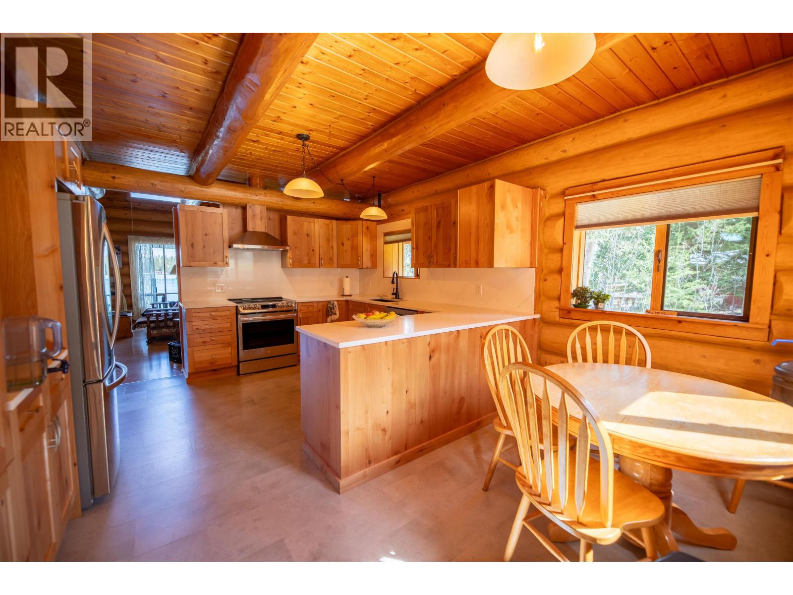 7145 Lincoln Drive, Bridge Lake, British Columbia  V0K 1X1 - Photo 8 - R3122883