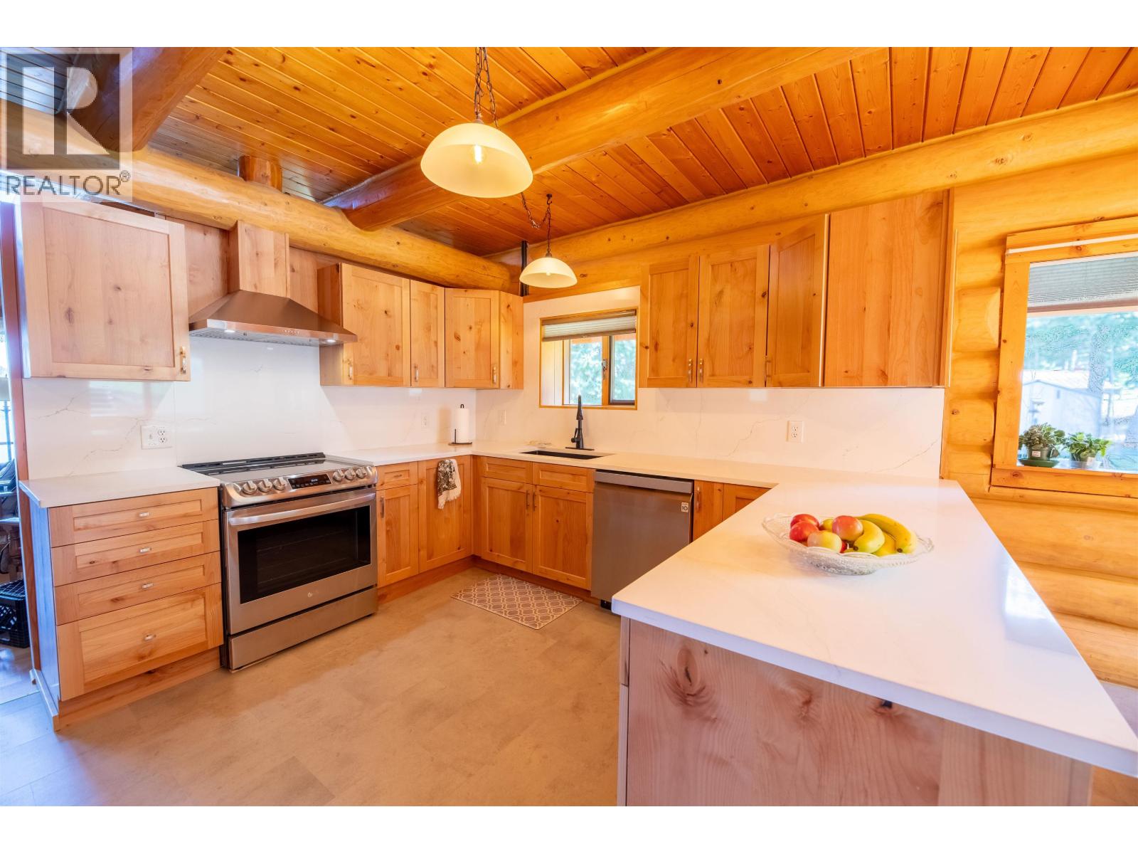 7145 Lincoln Drive, Bridge Lake, British Columbia  V0K 1X1 - Photo 9 - R3122883