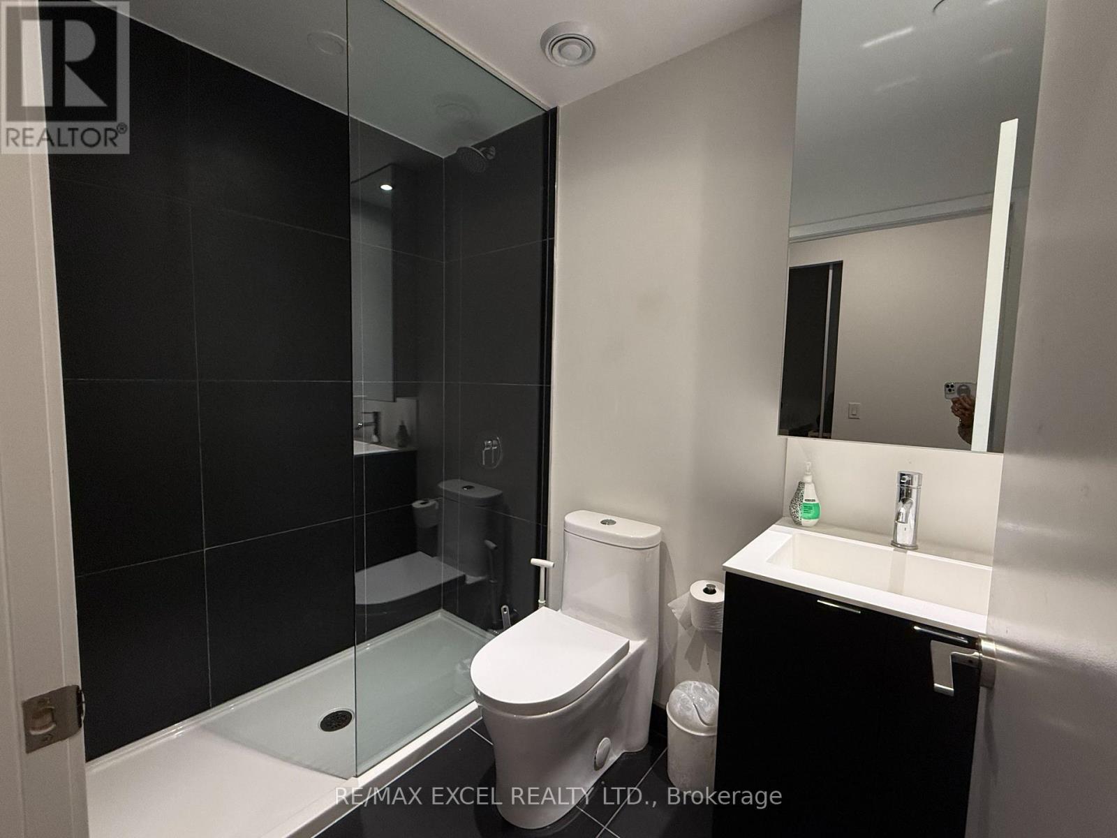 1706 - 20 Edward Street, Toronto, Ontario  M5G 0C5 - Photo 8 - C13087380