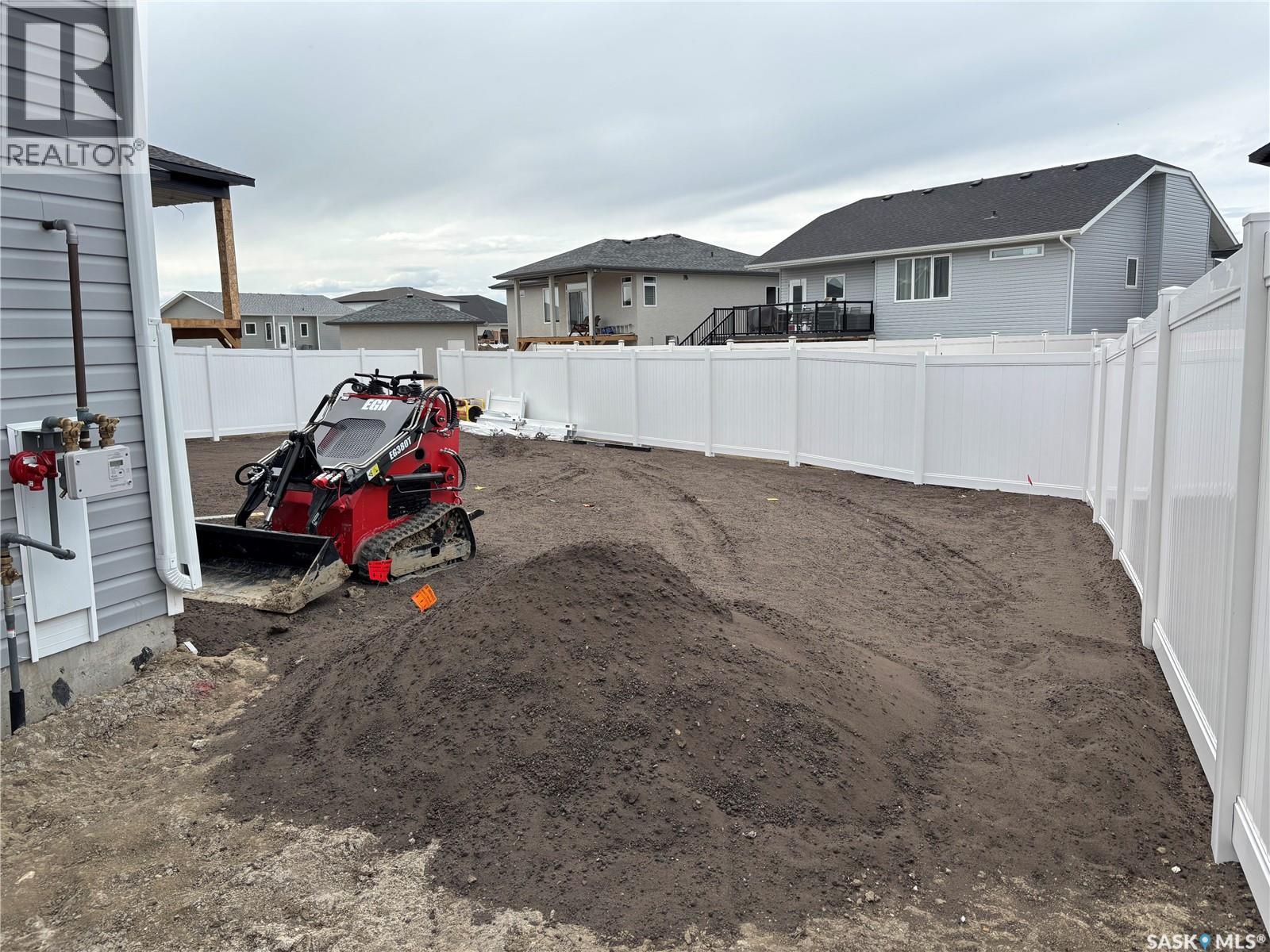 720 Weir Crescent, Warman, Saskatchewan  S0K 4S4 - Photo 11 - SK011008