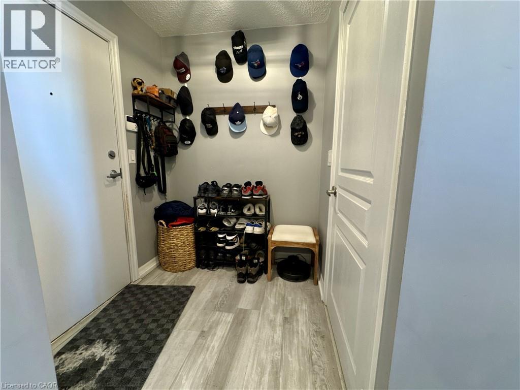 1940 Ironstone Drive Unit# 809, Burlington, Ontario  L7L 0E4 - Photo 12 - 40810174
