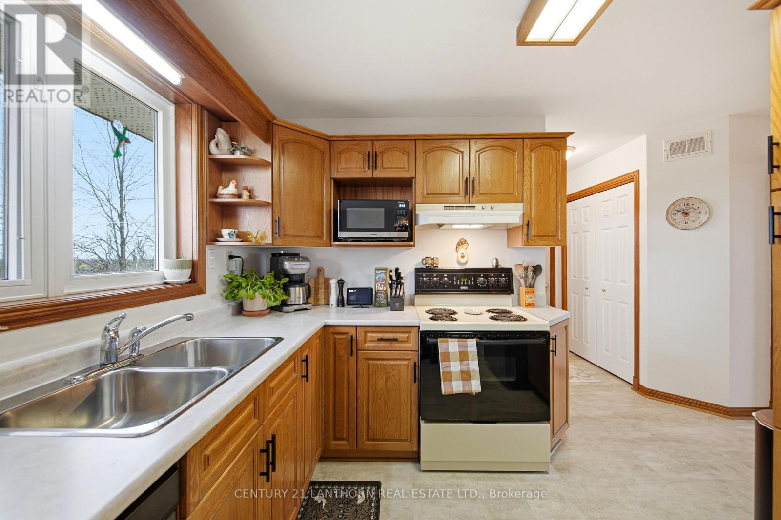 1337 Hamilton Road, Quinte West, Ontario  K8V 5P8 - Photo 13 - X13119770