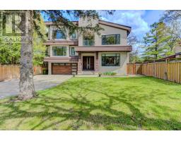 37 CHATFIELD DRIVE, Toronto, Ontario