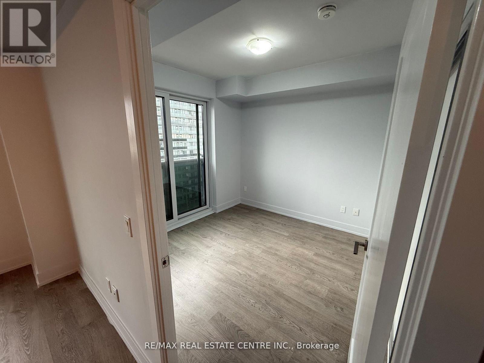 1213 - 2250 Simcoe Street, Oshawa, Ontario  L1L 0B7 - Photo 7 - E13119782