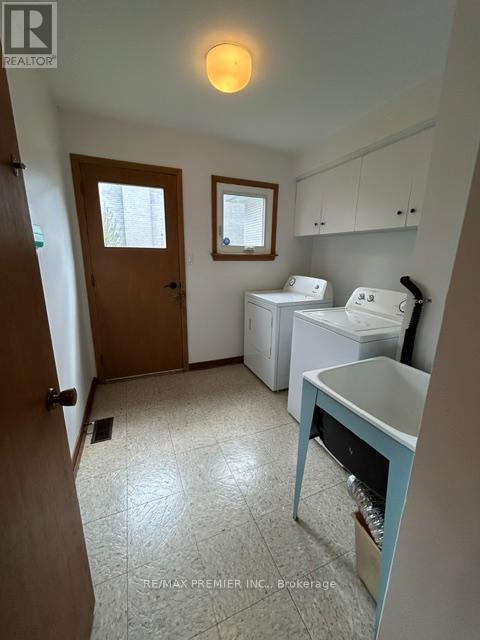 19 Sandbourne Crescent, Toronto, Ontario  M2L 3A5 - Photo 18 - C13117420