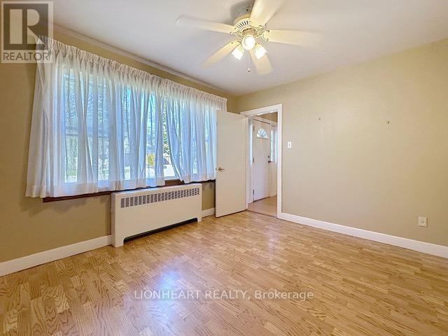 1475 Garnet Avenue, Mississauga, Ontario L5G 4C5 - Photo 9 - W13119148