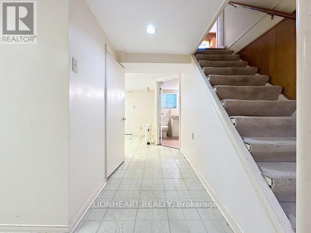 1475 Garnet Avenue, Mississauga, Ontario L5G 4C5 - Photo 21 - W13119148