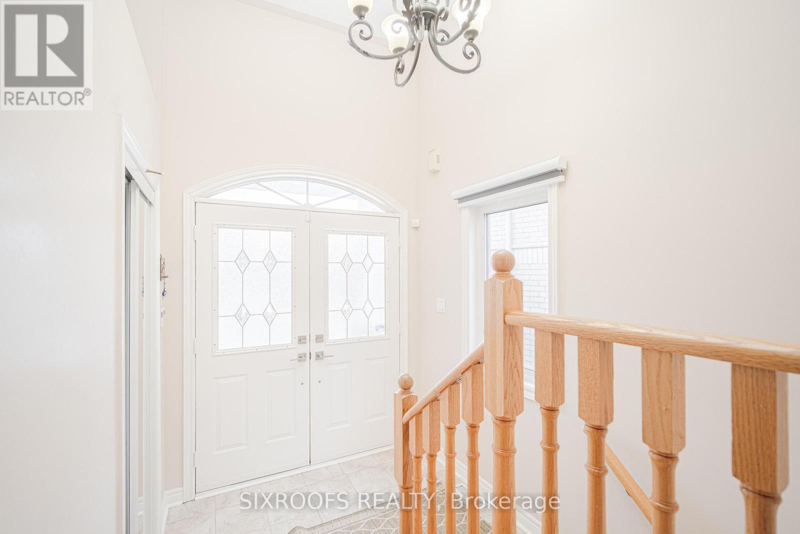 Upper - 23 San Vito Drive, Vaughan, Ontario  L4H 2S9 - Photo 11 - N13119706