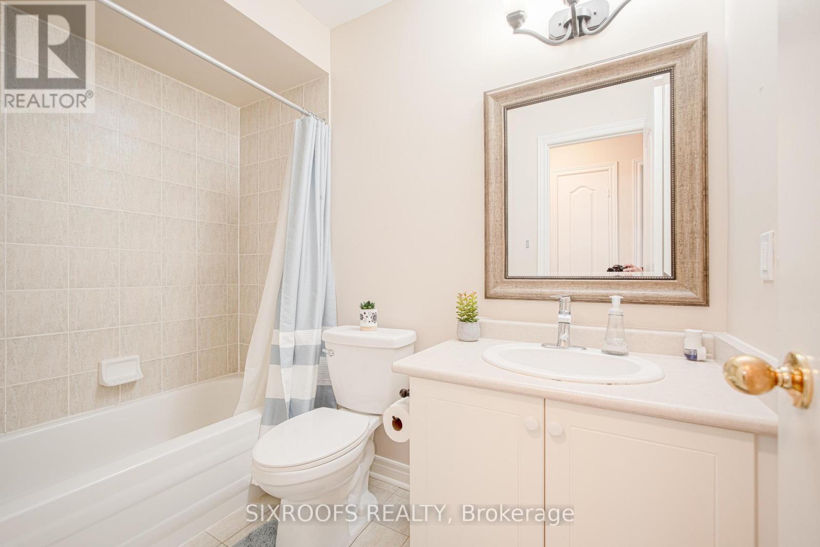 Upper - 23 San Vito Drive, Vaughan, Ontario  L4H 2S9 - Photo 13 - N13119706