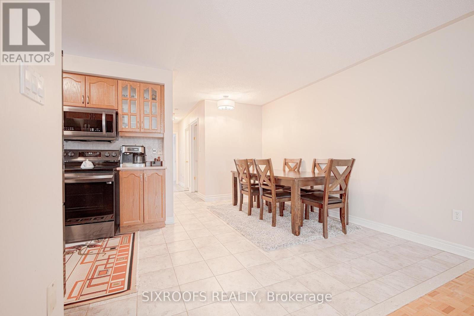 Upper - 23 San Vito Drive, Vaughan, Ontario  L4H 2S9 - Photo 8 - N13119706