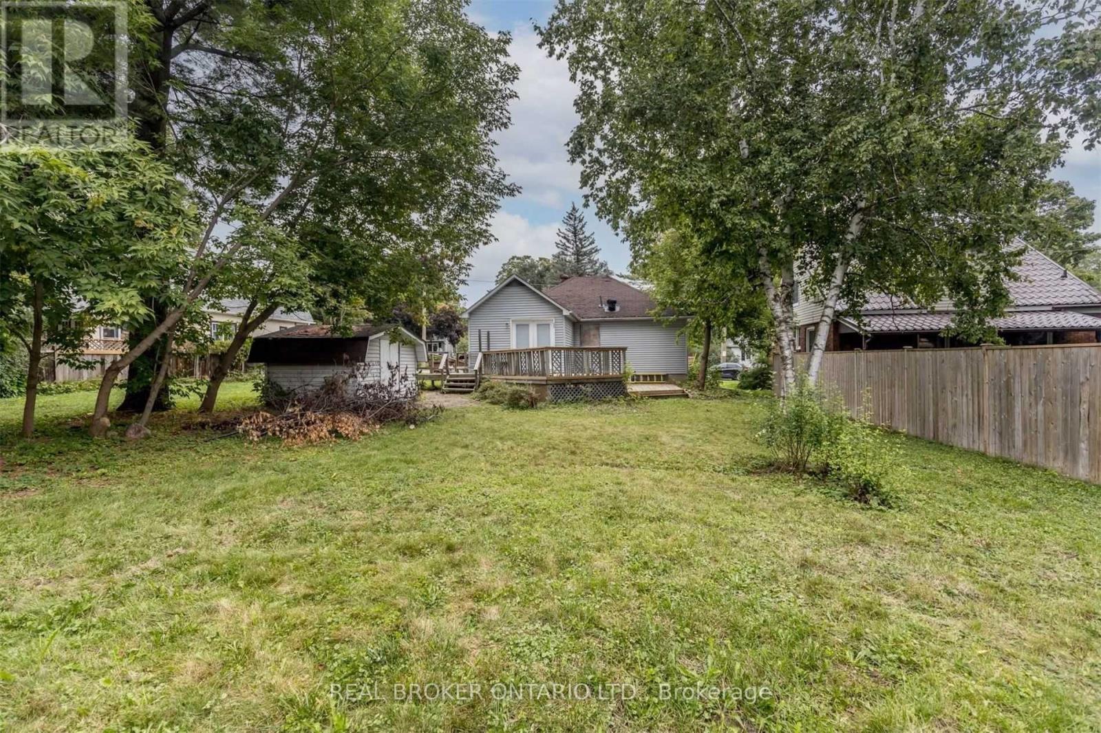 156 Clapperton Street, Barrie (Wellington), Ontario  L4M 3G4 - Photo 28 - S13119752