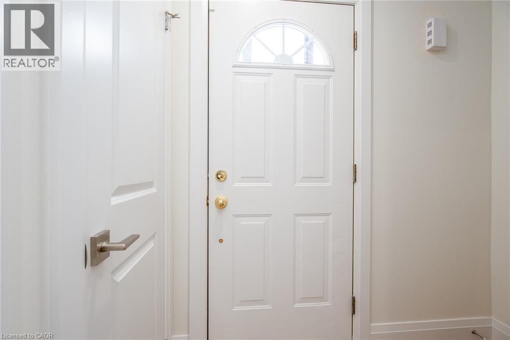 27 Queenston Drive, Kitchener, Ontario  N2B 2T8 - Photo 15 - 40816751