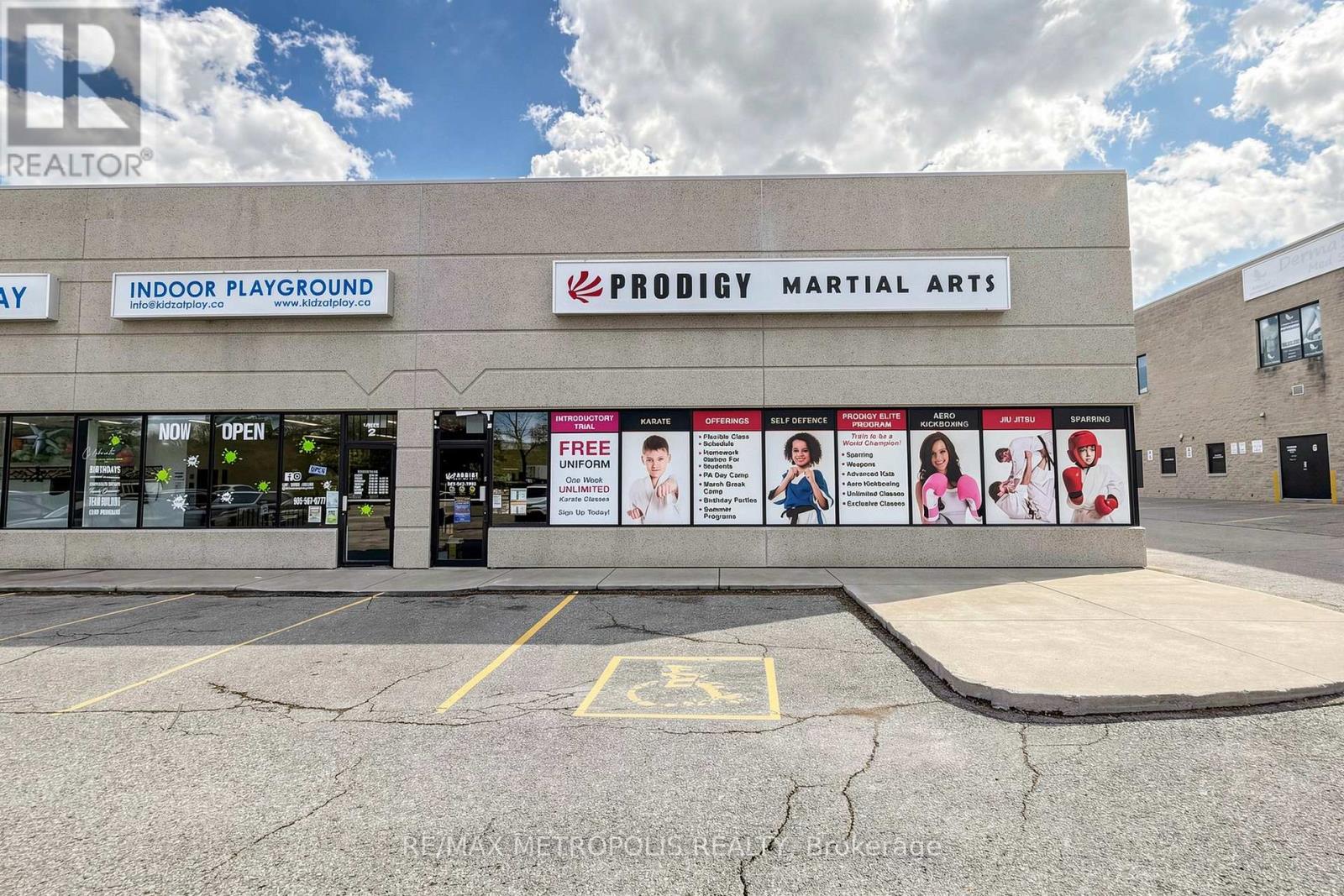 1 - 6991 MILLCREEK DRIVE, Mississauga, Ontario
