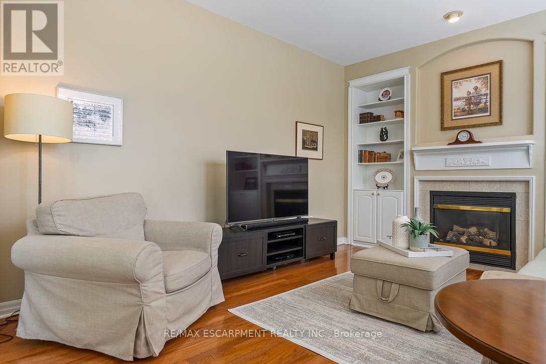 2464 Pebblestone Court, Oakville, Ontario  L6M 4C4 - Photo 17 - W13119764