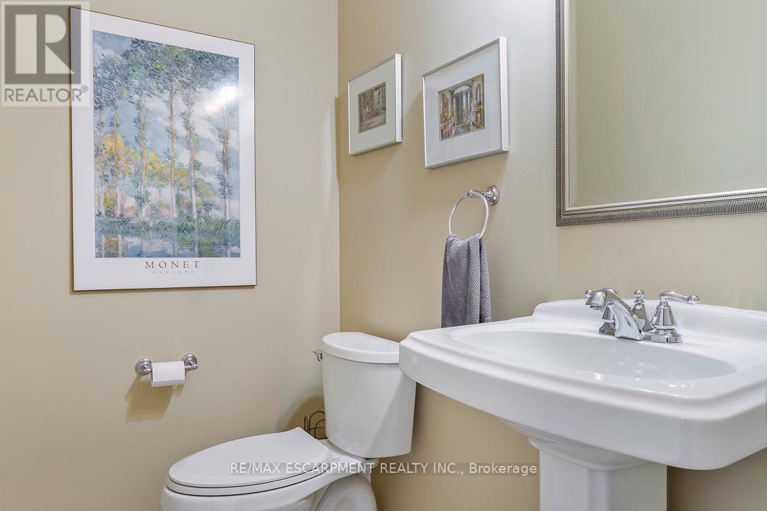 2464 Pebblestone Court, Oakville, Ontario  L6M 4C4 - Photo 20 - W13119764