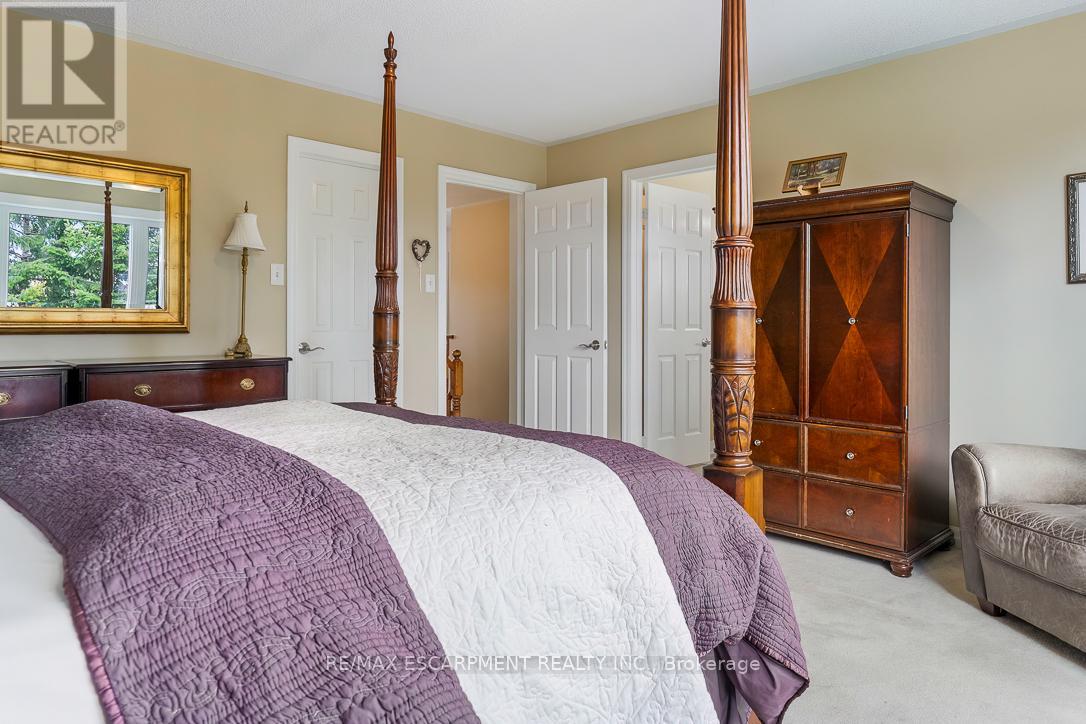 2464 Pebblestone Court, Oakville, Ontario  L6M 4C4 - Photo 23 - W13119764