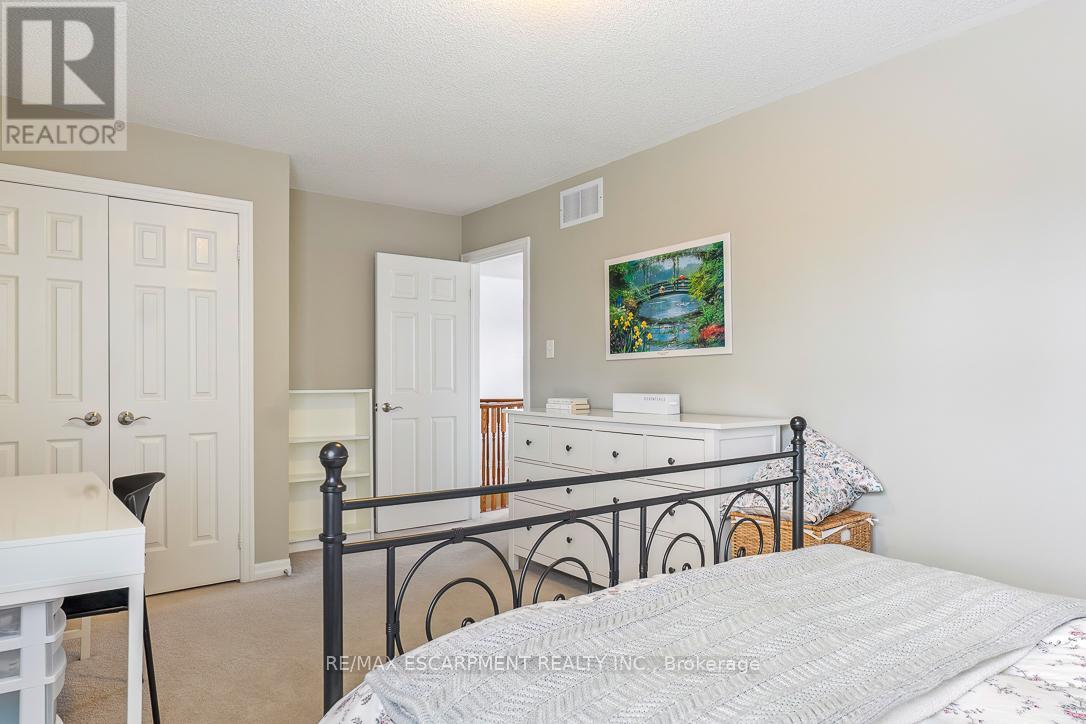2464 Pebblestone Court, Oakville, Ontario  L6M 4C4 - Photo 33 - W13119764