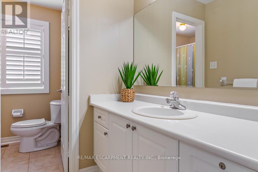 2464 Pebblestone Court, Oakville, Ontario  L6M 4C4 - Photo 34 - W13119764