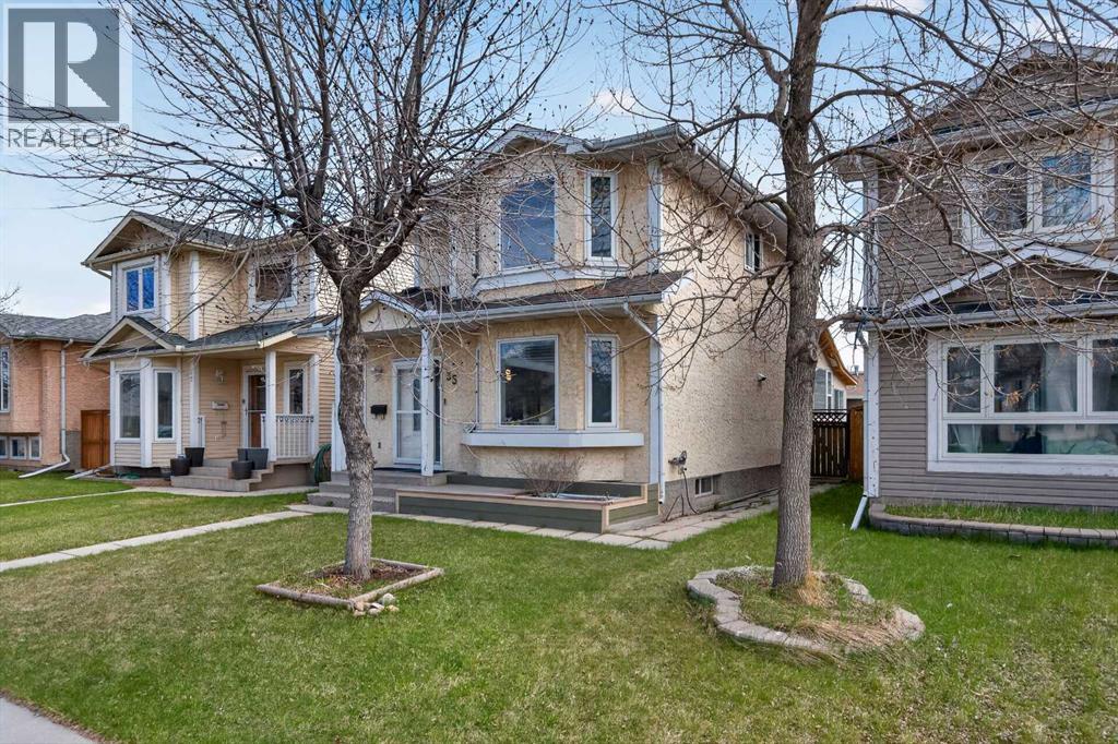 35 Erin Green Place Se, Calgary, Alberta  T2B 3C2 - Photo 2 - A2310457