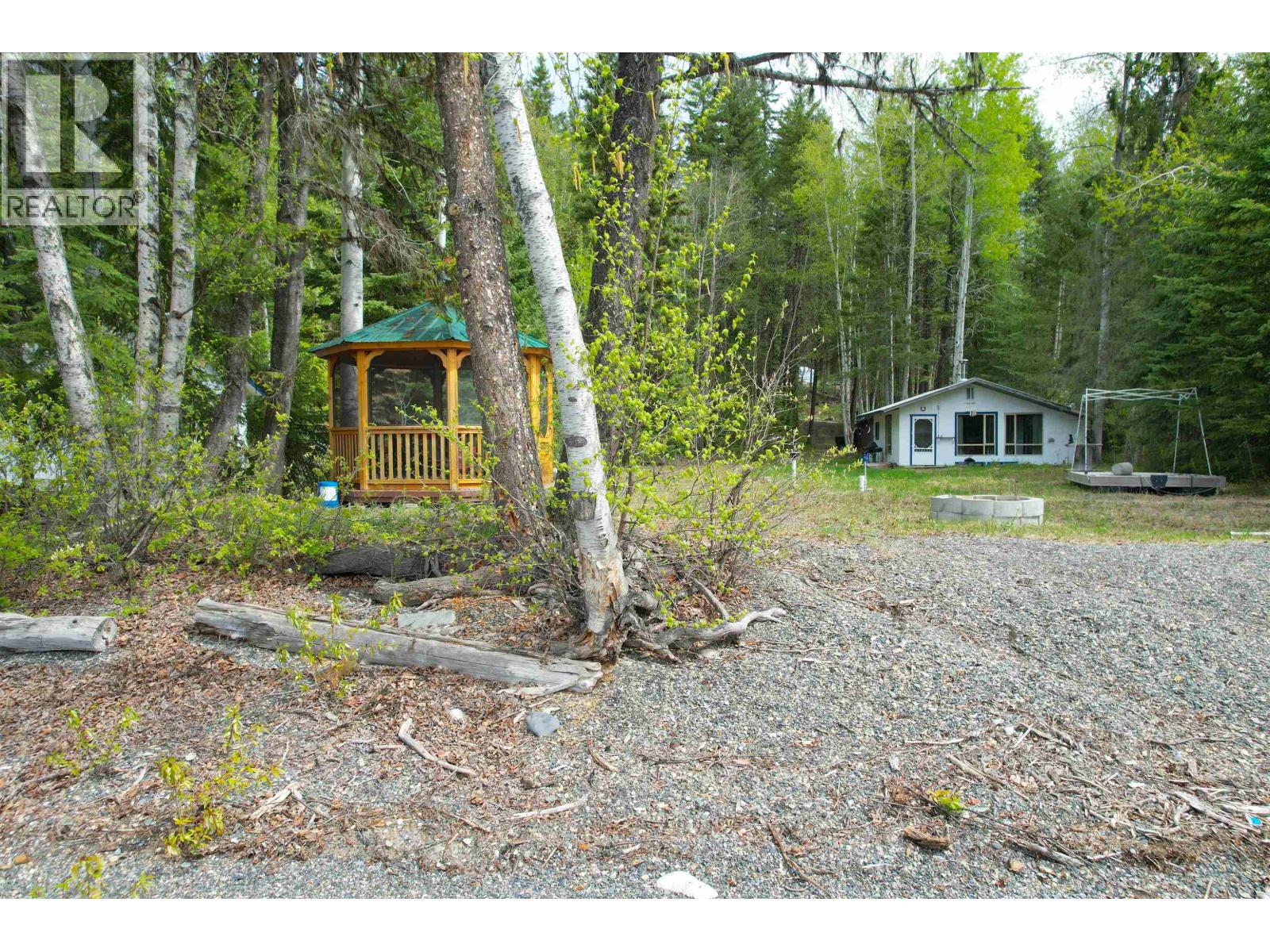 2855 Hoover Bay Road, Canim Lake, British Columbia  V0K 1J0 - Photo 21 - R3123061
