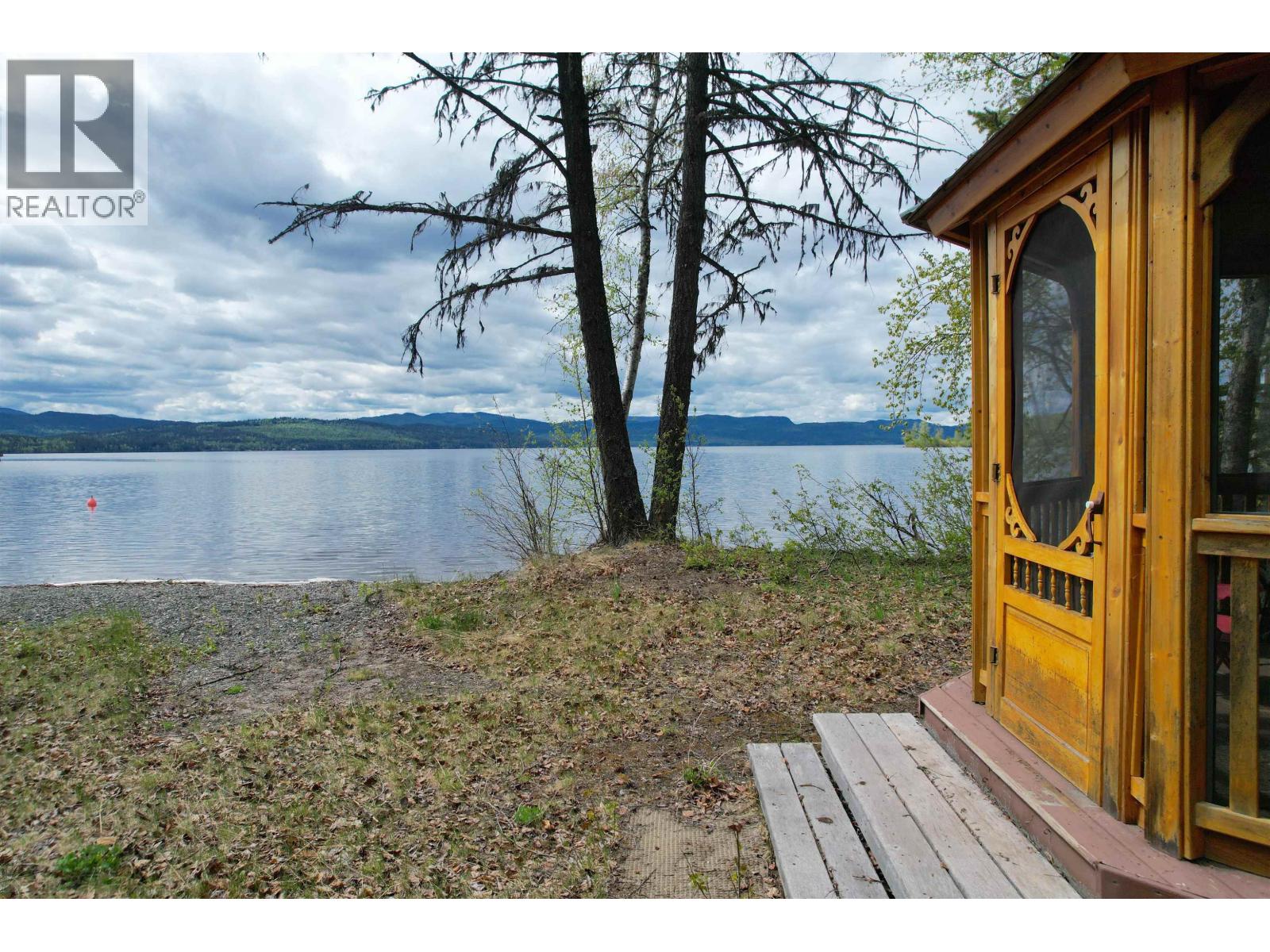 2855 Hoover Bay Road, Canim Lake, British Columbia  V0K 1J0 - Photo 7 - R3123061