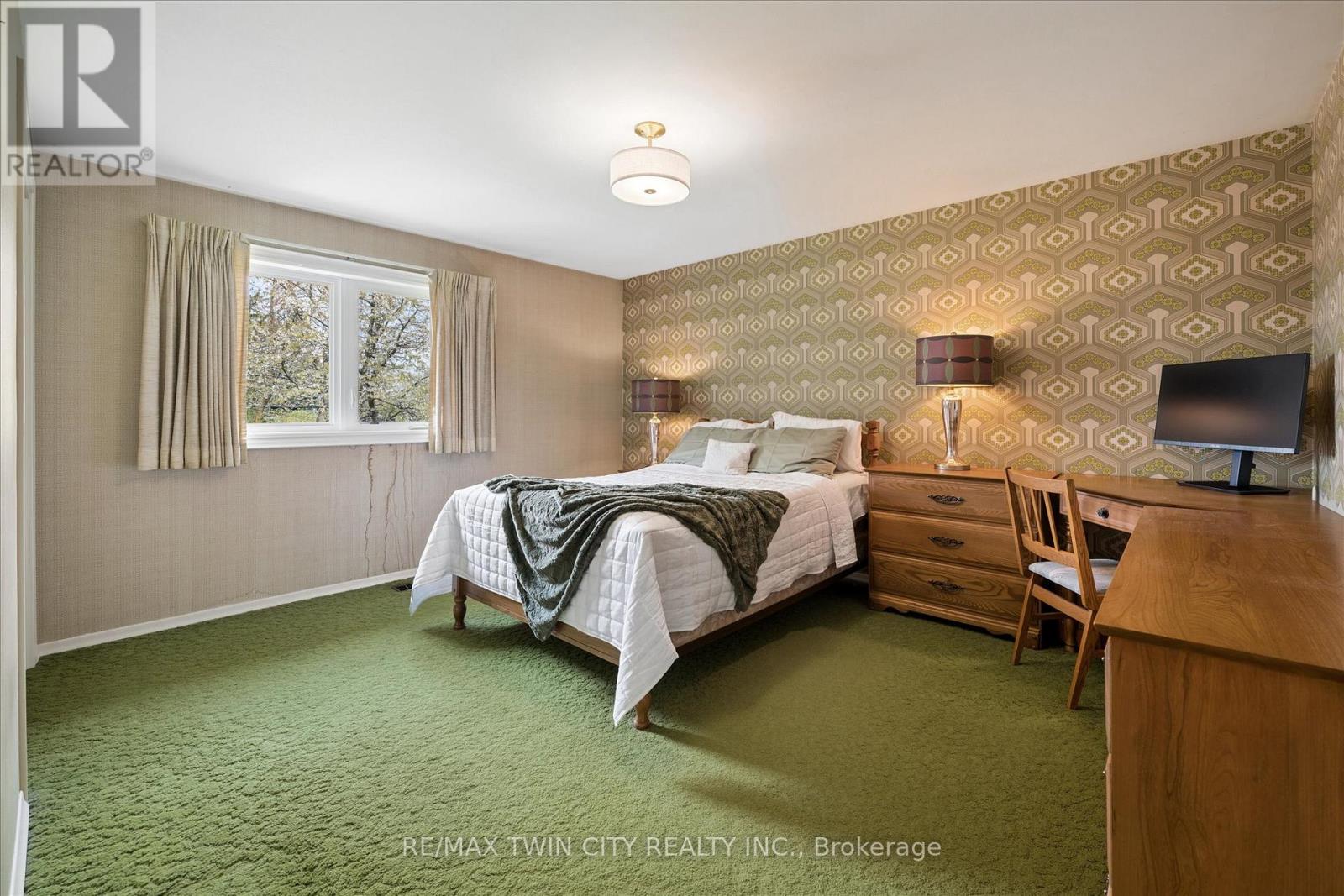 142 Carson Drive, Kitchener, Ontario  N2B 2Z2 - Photo 26 - X13119744